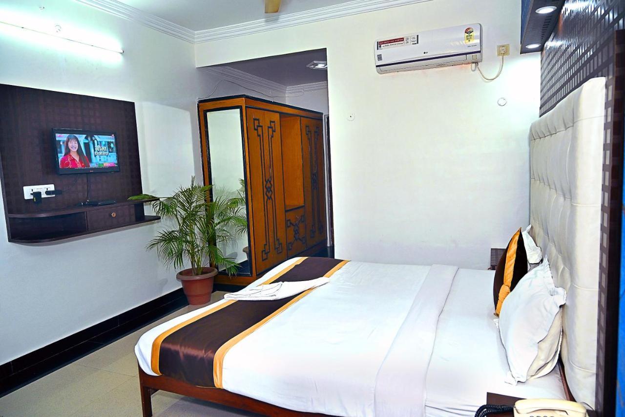 Hotel Rajhans International Bhāgalpur Dış mekan fotoğraf