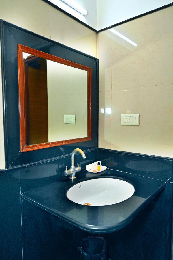 Hotel Rajhans International Bhāgalpur Dış mekan fotoğraf