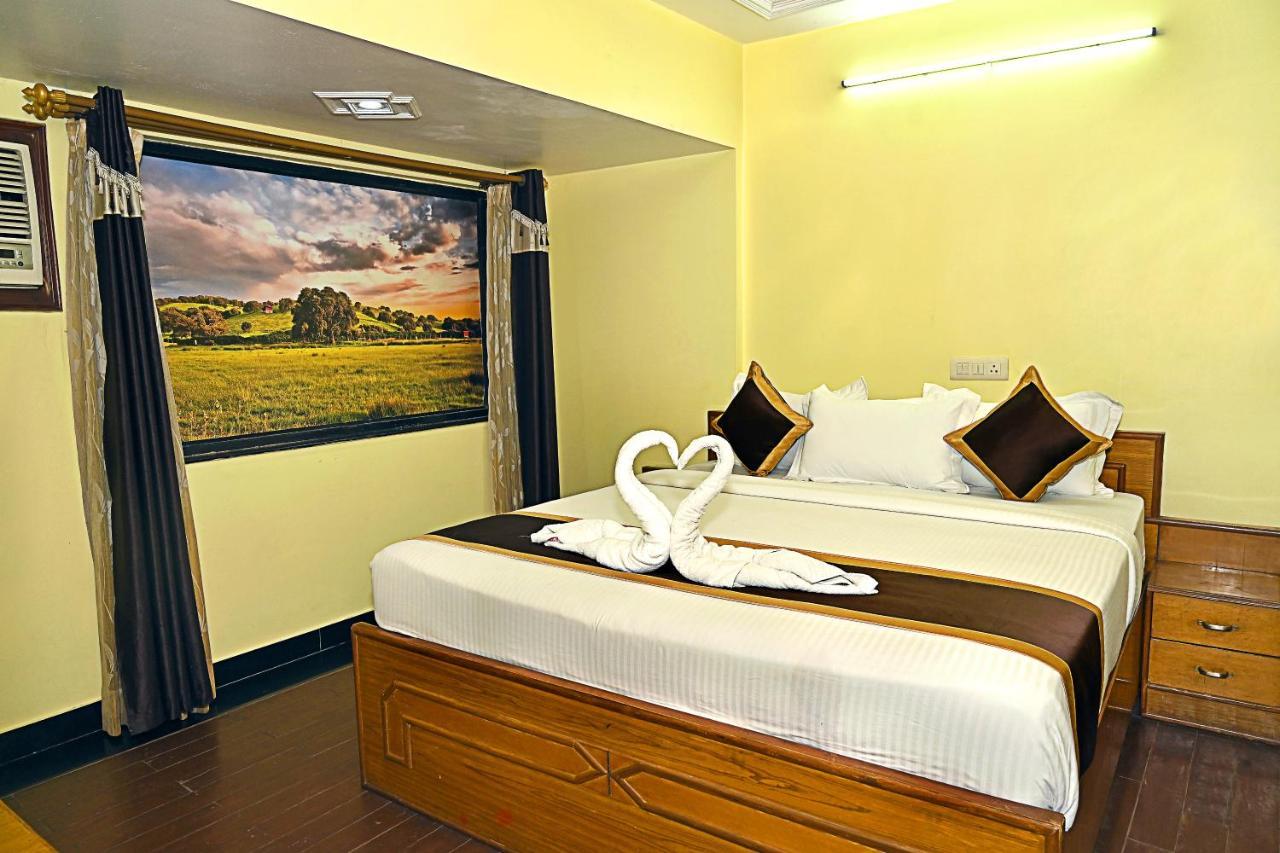 Hotel Rajhans International Bhāgalpur Dış mekan fotoğraf