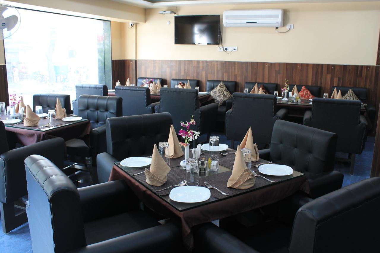 Hotel Rajhans International Bhāgalpur Dış mekan fotoğraf