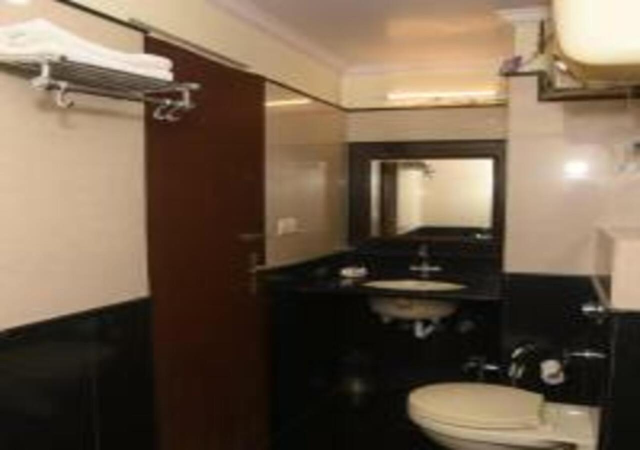 Hotel Rajhans International Bhāgalpur Dış mekan fotoğraf